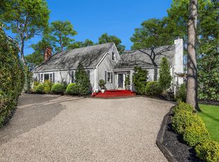 12 Crestview Dr, Remsenburg, NY 11960