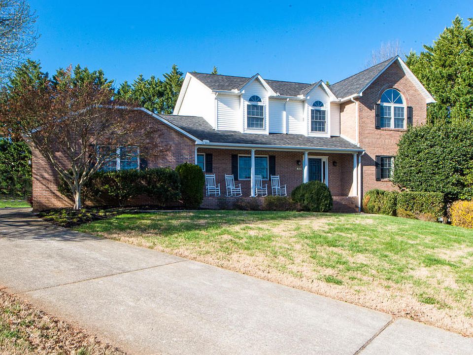 1st image of 825 Westridge Cir