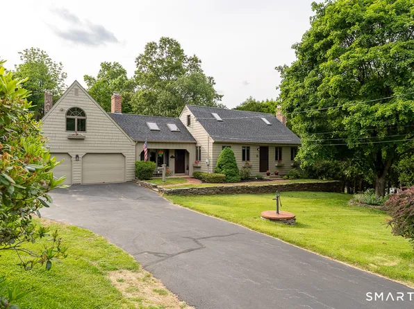 32 Lornadale Drive, Norwich, CT 06360
