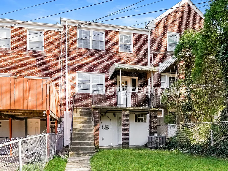966 Saint Agnes Ln — Photo 15