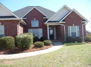 102 Rosemary Ct, Warner Robins, GA 31088