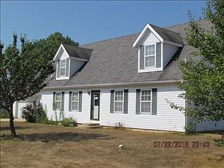 1st image of 5940 Aster Dr