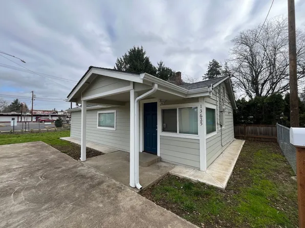 13625 SE Rhine St, Portland, OR 97236