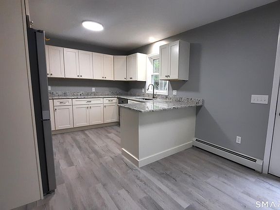 3rd image of 288 Margaret Henry Road