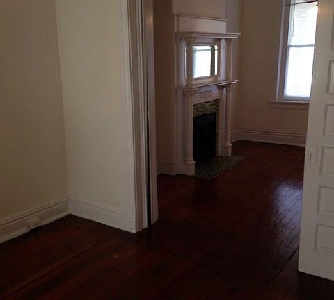 3rd image of 2523 Floyd Ave #A