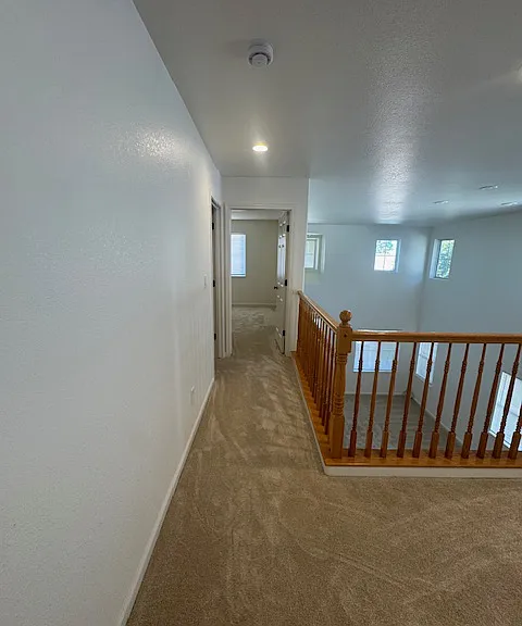 1596 Queensland Ave — Photo 32