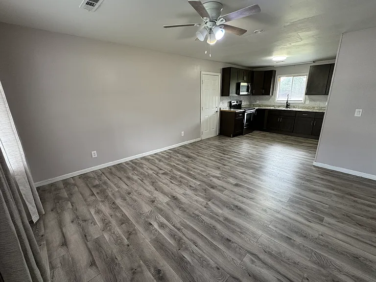 2057A Rosebud Rd — Photo 2