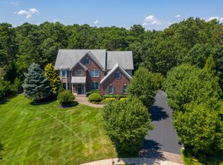 4 Pole Brook Rd, Jackson, NJ 08527