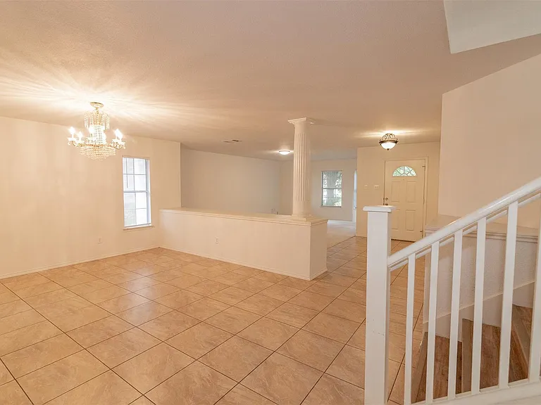 11308 Blairview Ln — Photo 7