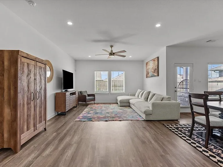 3109 Magnolia Pass Ln — Photo 10