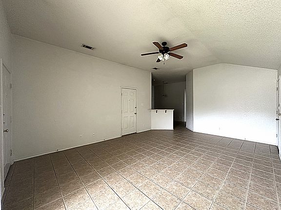 2nd image of 210 Dale Earnhardt Dr #A