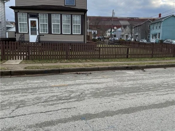 103 Irving Ave, Latrobe, PA 15650
