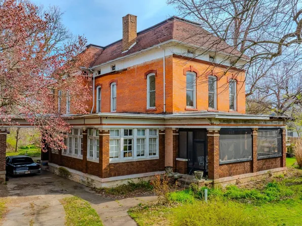 516 W Hill St, Wabash, IN 46992