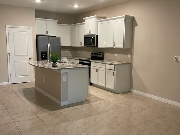 2837 Midnight Pearl Dr, Sarasota, FL 34240