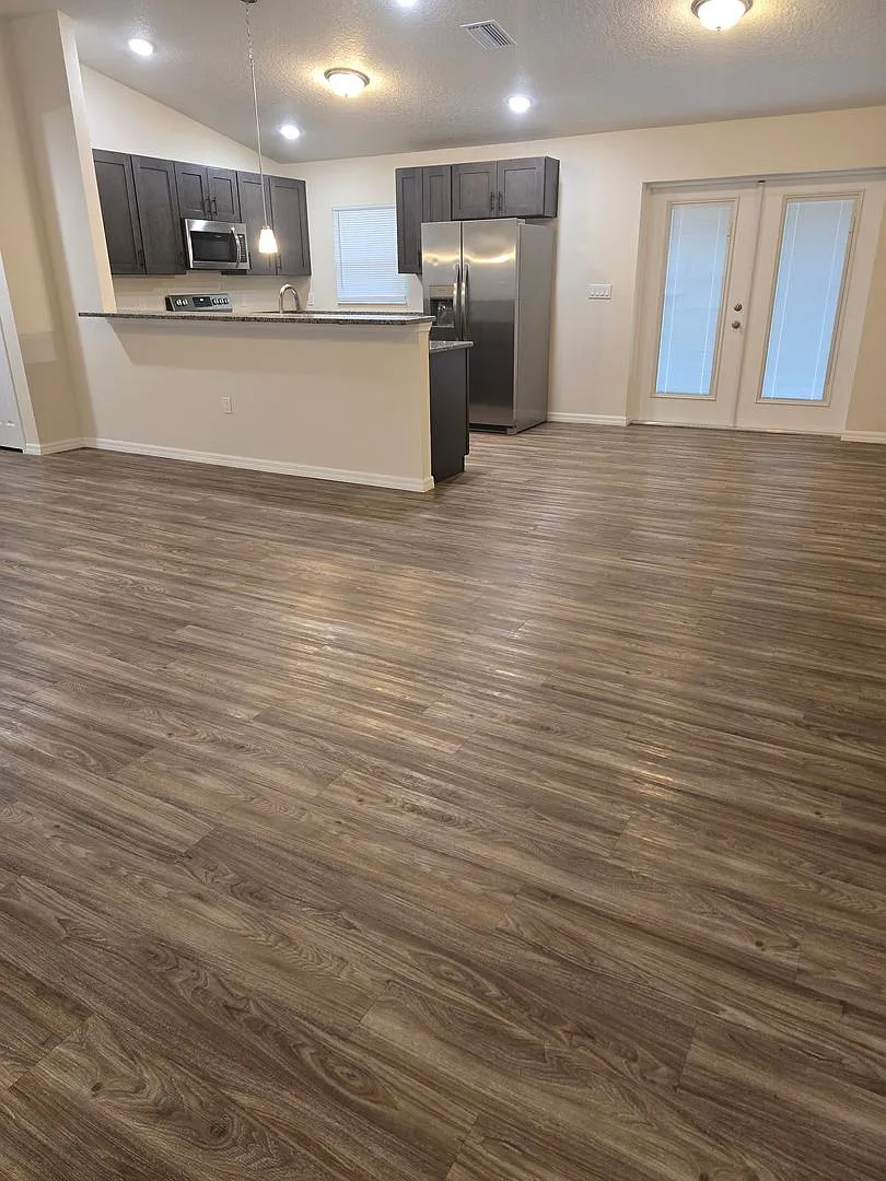 New and Nice 3/2/2 in Citrus Springs — Photo 3