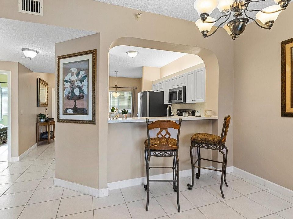 1st image of 7775 Southampton Terrace #310