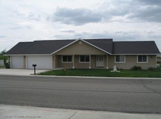 3244 Frontier St, Winnemucca, NV 89445