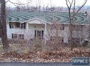 41 Rhinebeck Rd, Carmel, NY 10512