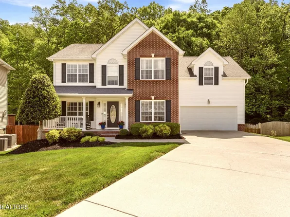 3308 Grassy Pointe Ln, Knoxville, TN 37931