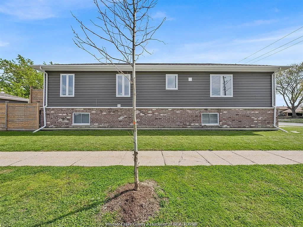 2 bed, 1.5 bath, $3,200 — Photo 4