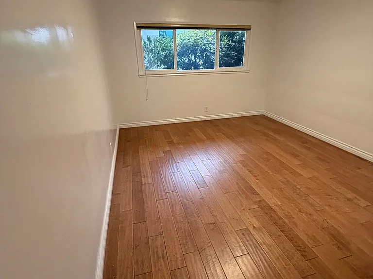 4601 W 1st St #3 — Photo 11