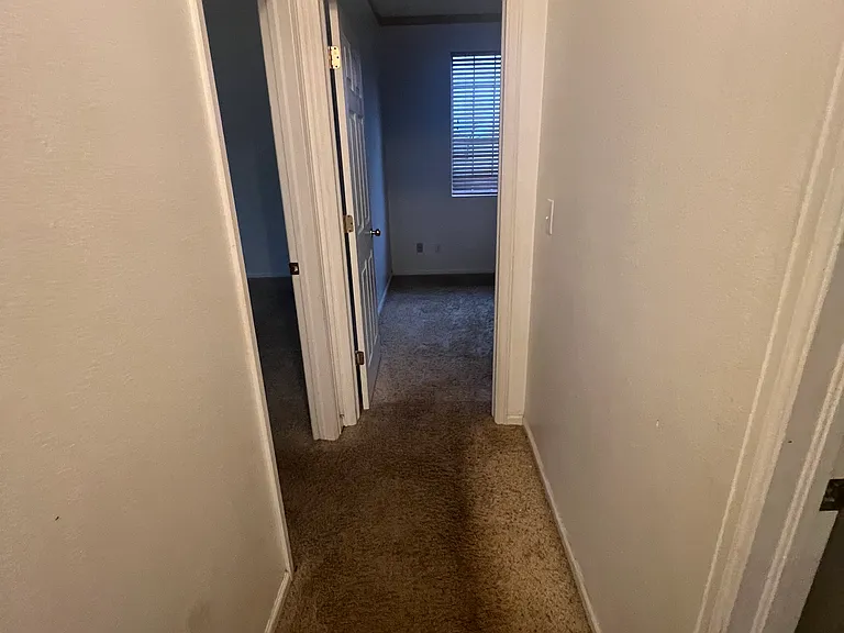 18521 E Harvard Dr — Photo 2