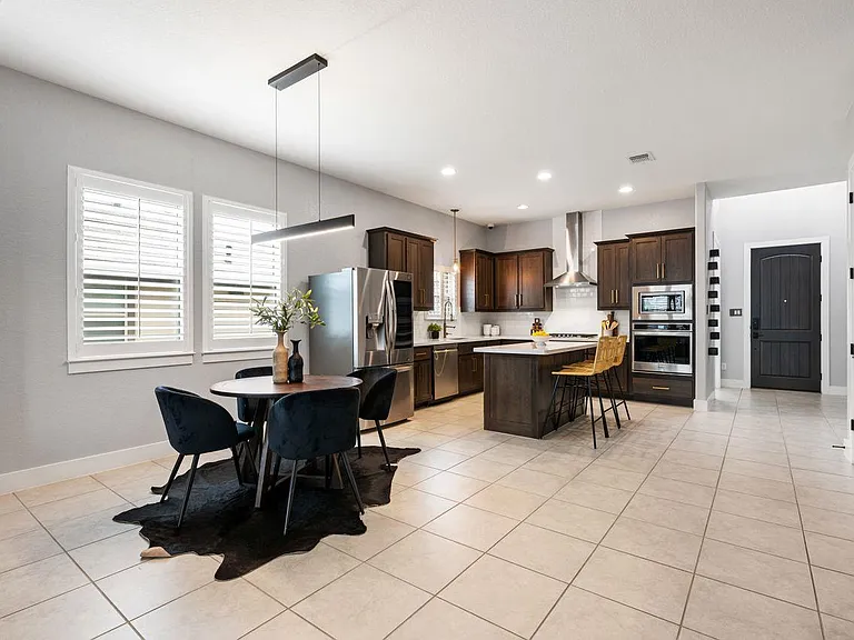 5604 Anaheim Ave — Photo 10