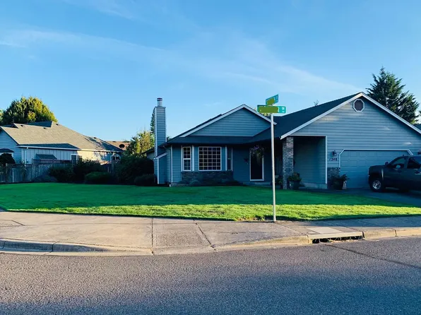 1248 Stone Creek Dr, Eugene, OR 97404