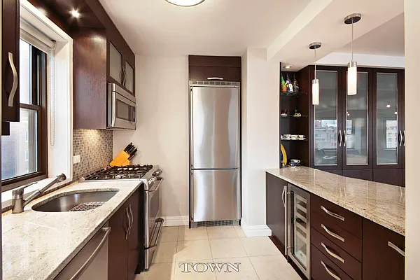 Sold by Town Residential | media 4