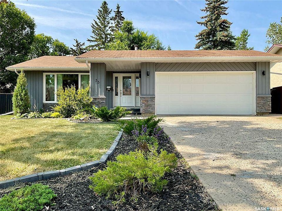 1st image of 35 Penfold Pl