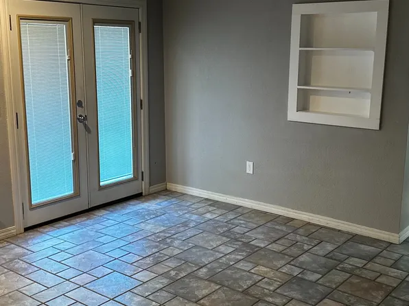 1200 N Cedar Ave APT 323, Tahlequah, OK 74464