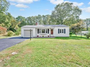125 Pinnacle Rd, Ellington, CT 06029