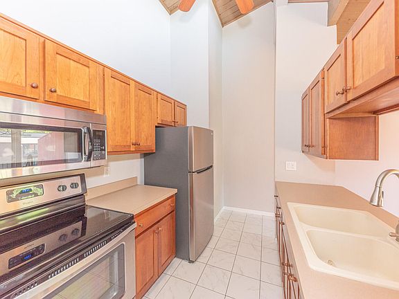 3rd image of 2405 Packard St APT 40D