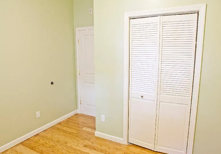 23 Evergreen St #2R — Photo 8