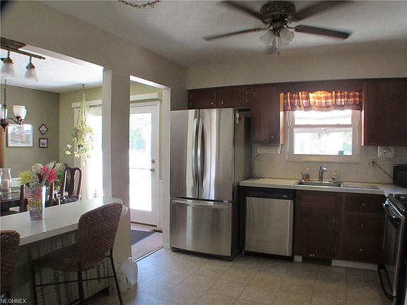 5th image of 25162 Fawn Dr