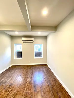 Rented by Bold New York | media 19