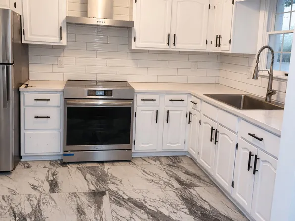 3404 Green Hill Rd #1, Harrisburg, PA 17111