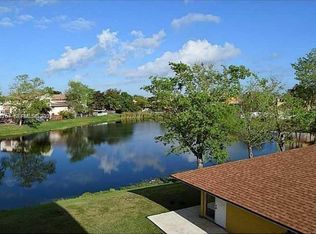 15480 SW 82nd Ln APT 228, Miami, FL 33193