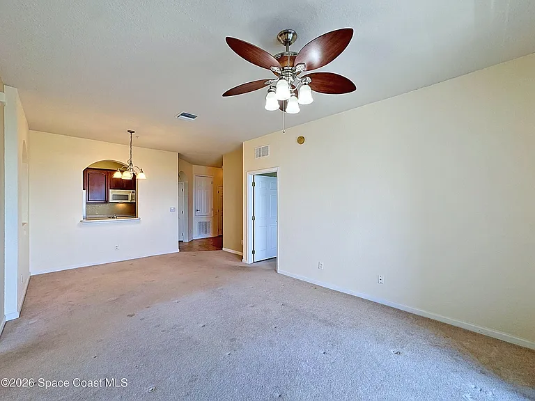 1626 Peregrine Cir #408 — Photo 5