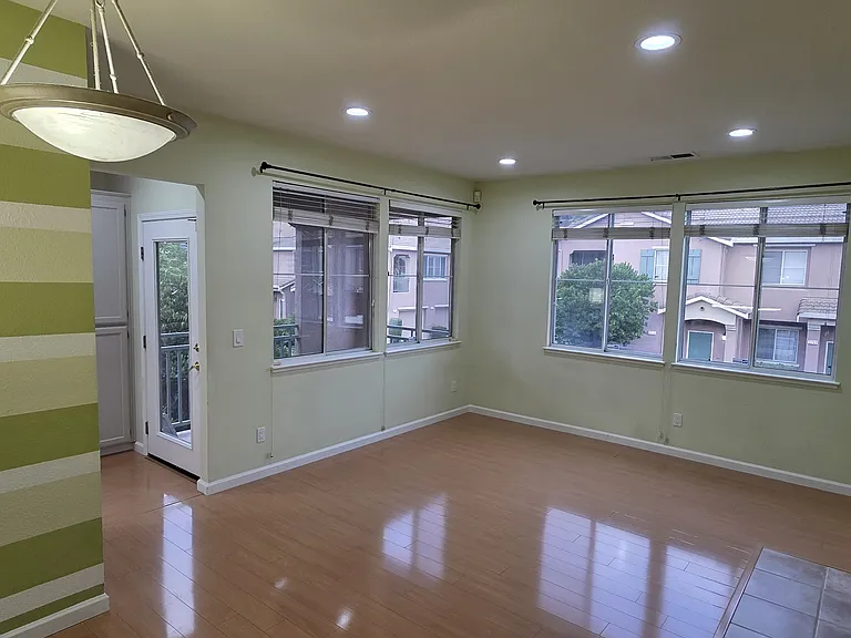 3706 Jasmine Cir — Photo 2