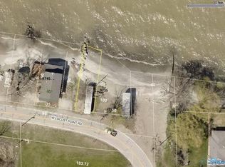 9735 W Locust Point Rd, Oak Harbor, OH 43449