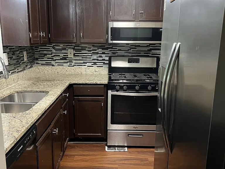 785 Joseph Club Dr SW — Photo 4