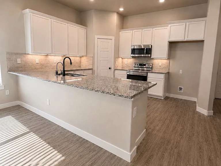 2617 Ivy Ct — Photo 5