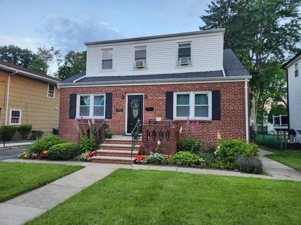 213 Linden Ave #B, Verona, NJ 07044