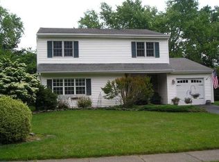 42 Franklin Ct, Newtown, PA 18940
