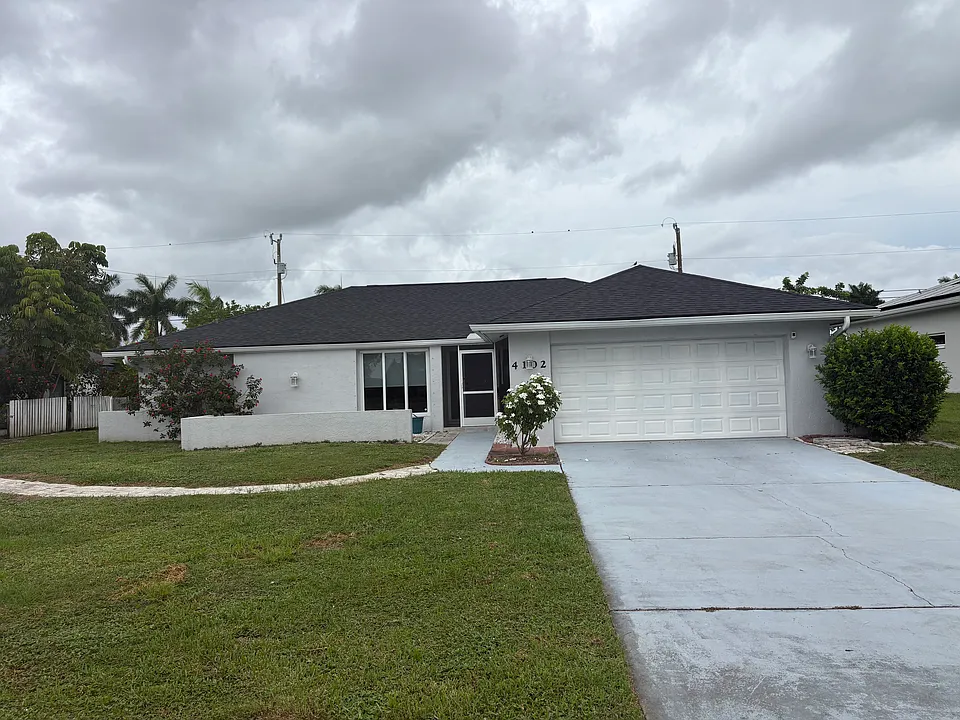 4102 Palm Tree Blvd