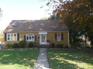 32 Chino Ave, Worcester, MA 01605