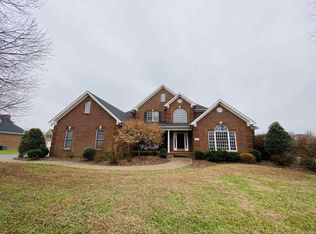 421 Preakness Way, Bowling Green, KY