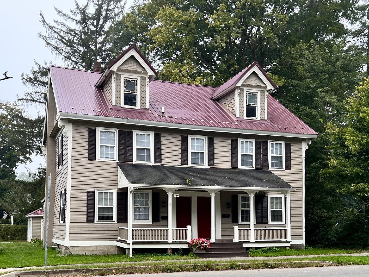 744 S Main St, Athens, PA 18810 Zillow