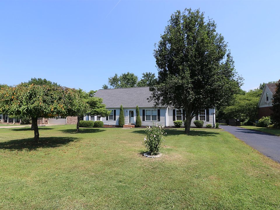 1st image of 209 Peebles Dr